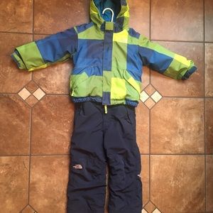 Boys The North Face jacket and ski pants.